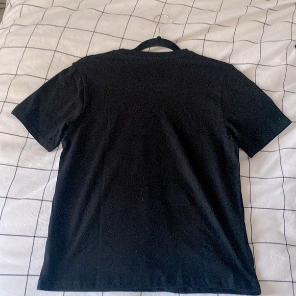 Black slightly oversized cotton crew neck t shirt. Only wore it once - Picture 2 of 3